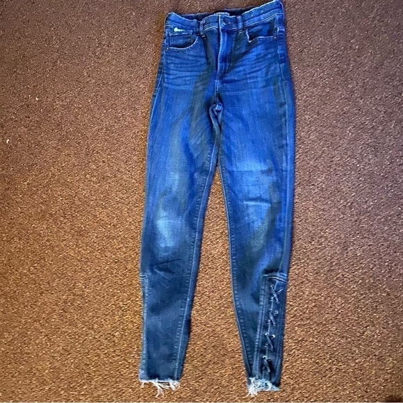EXPRESS Jeans Super High Rise Legging With Rivets And 12” Rise. Calf Lace Accent - Picture 1 of 10
